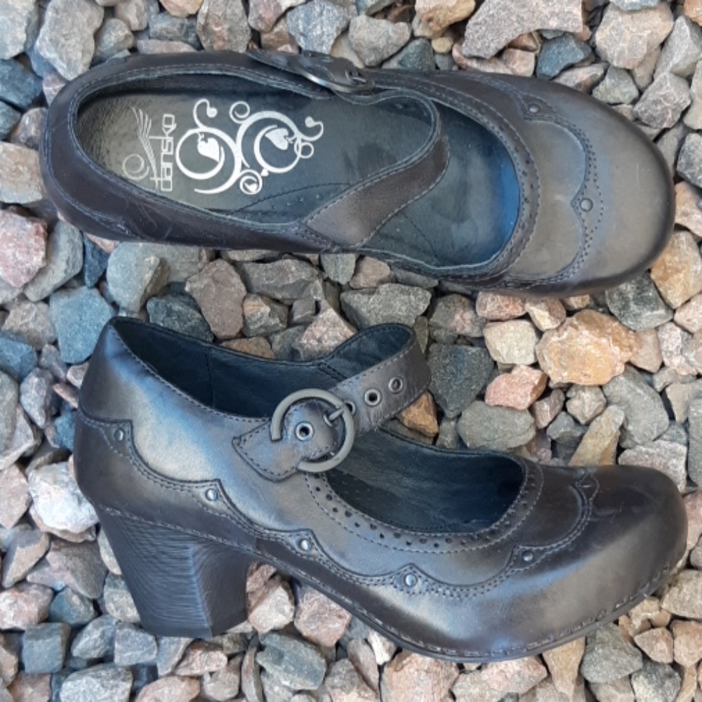 Dansko professional leather mary jane heels sz 40